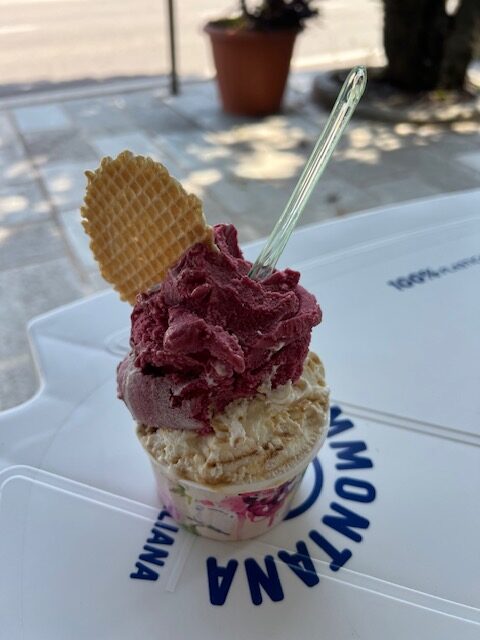 Gelato-Cadenabbia-Lake-Como-Greenway-Trail-Italy Gelato in Cadennabia
